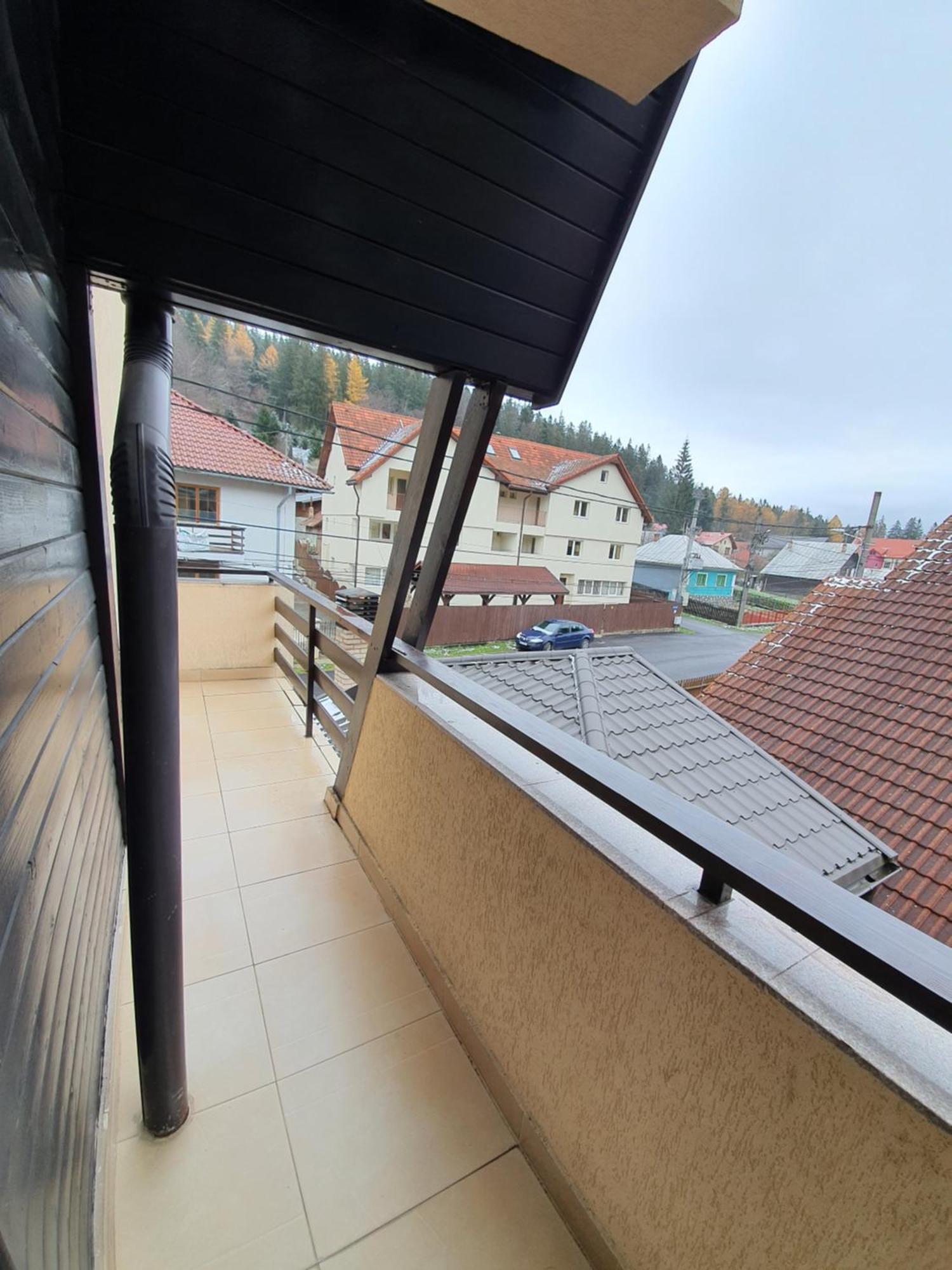 Pensiunea Public House Buşteni Rom bilde